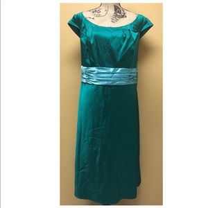 Adriana Papell Evening / bridesmaids dress.
